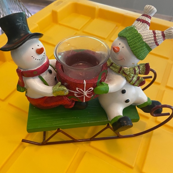 CHRISTMAS SNOW MEN ON SLED WITH TEA LIGHT CANDLE - Picture 5 of 5